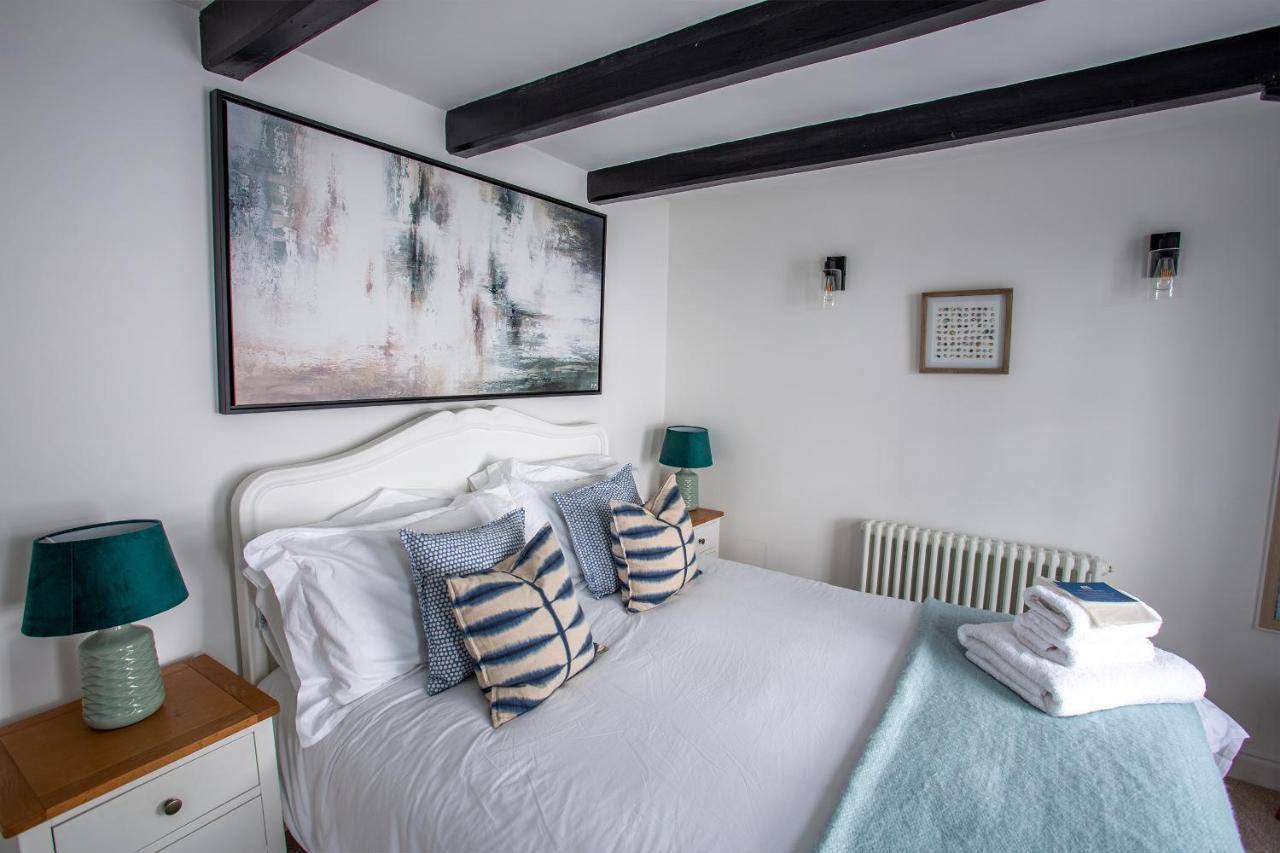 Whitby Boutique - Mast Cottage ภายนอก รูปภาพ
