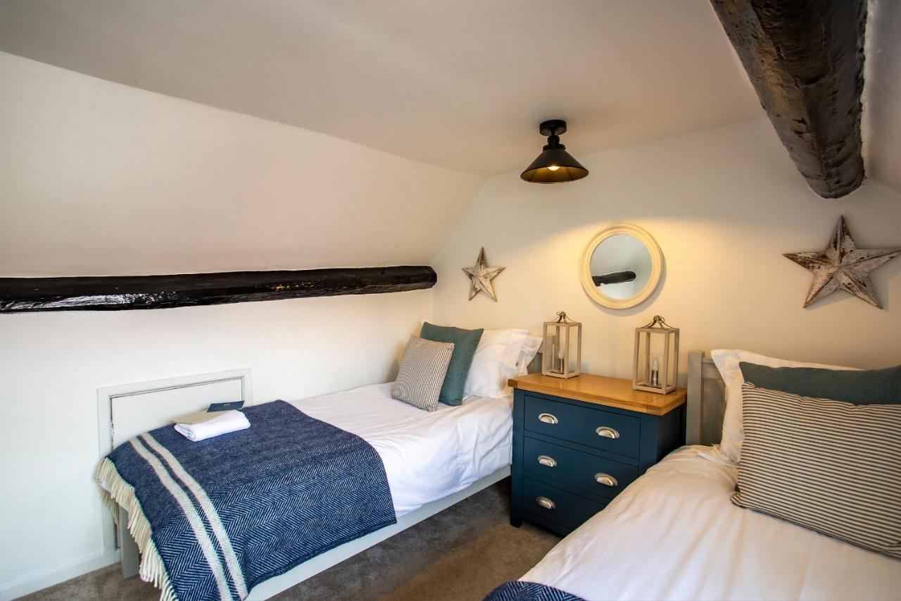 Whitby Boutique - Mast Cottage ภายนอก รูปภาพ
