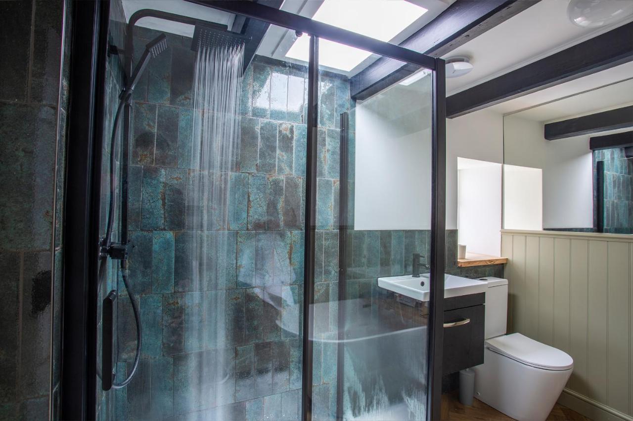 Whitby Boutique - Mast Cottage ภายนอก รูปภาพ