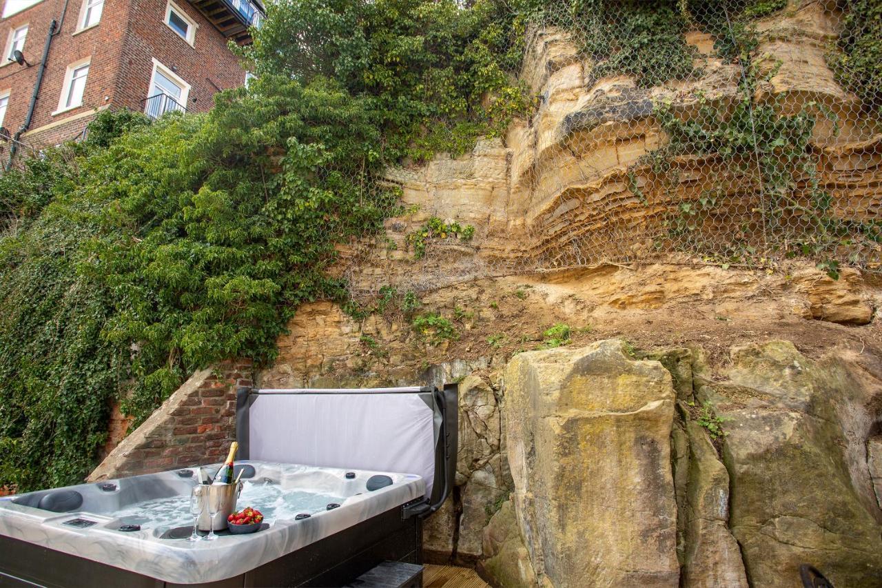 Whitby Boutique - Mast Cottage ภายนอก รูปภาพ